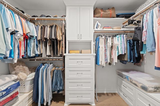 5451 Stillbrooke Drive, Houston, TX 77096