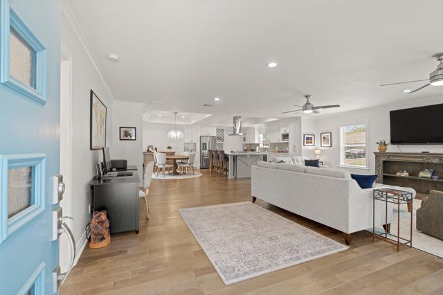 5451 Stillbrooke Drive, Houston, TX 77096