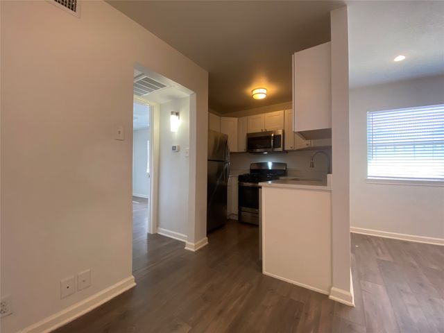 4927 San Jacinto Street 114, Dallas, TX 75206