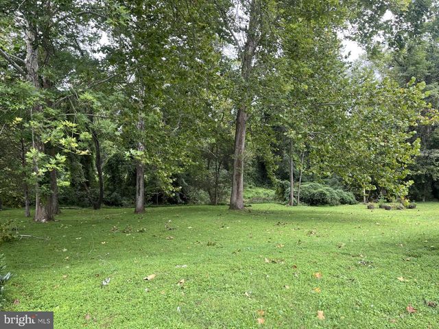 6220 HARDY DR, Mclean, VA 22101