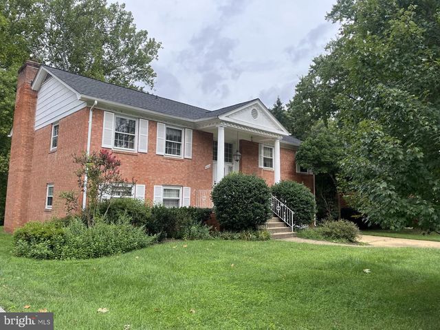 6220 HARDY DR, Mclean, VA 22101