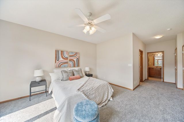 15142 Clearview Lane, Urbandale, IA 50323