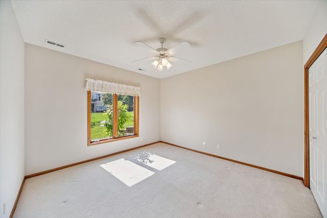 15142 Clearview Lane, Urbandale, IA 50323