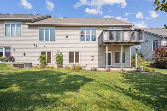 15142 Clearview Lane, Urbandale, IA 50323