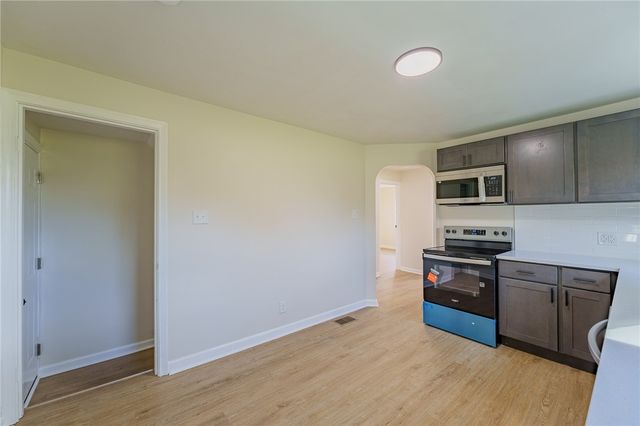 3869 Kemp Road, Beavercreek, OH 45431