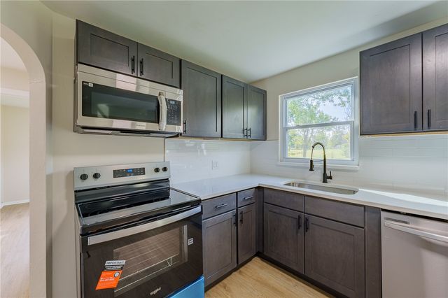 3869 Kemp Road, Beavercreek, OH 45431