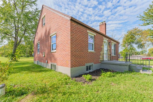 3869 Kemp Road, Beavercreek, OH 45431