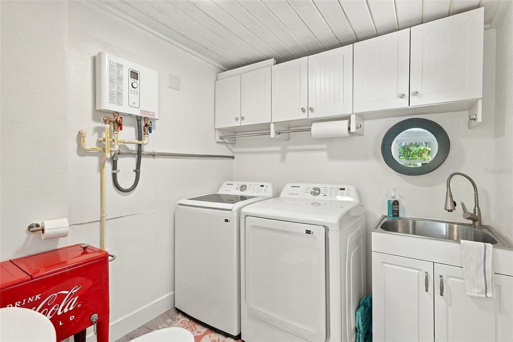 Image 33 of property listing at 109 DOLLY STREET, Punta Gorda, FL 33950