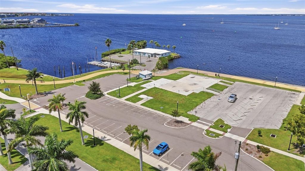 Image 60 of property listing at 109 DOLLY STREET, Punta Gorda, FL 33950