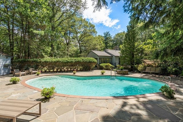 169 Hickory Rd, Weston, MA 02493