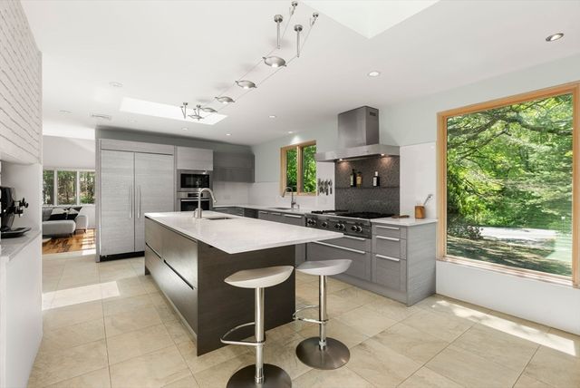 169 Hickory Rd, Weston, MA 02493