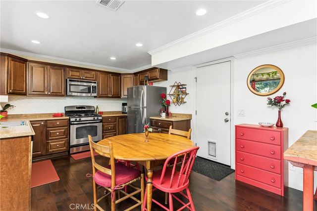 1575 Christopher, Redlands, CA 92374