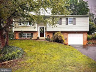 480 HOFFMAN DRIVE, Harrisburg, PA 17111