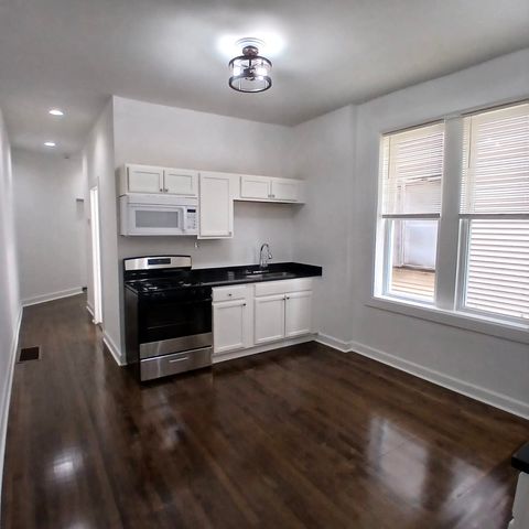 4058 W Hirsch Street 1, Chicago, IL 60651