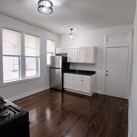 4058 W Hirsch Street 1, Chicago, IL 60651