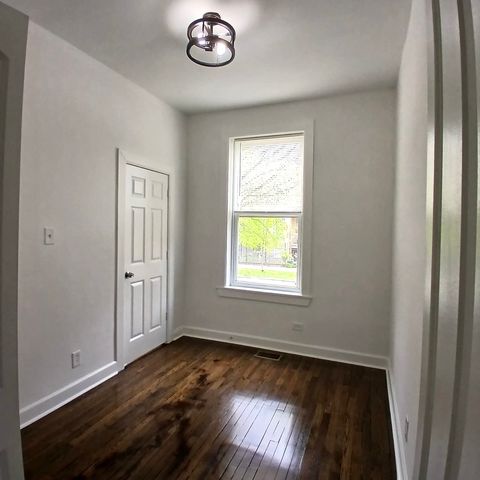 4058 W Hirsch Street 1, Chicago, IL 60651