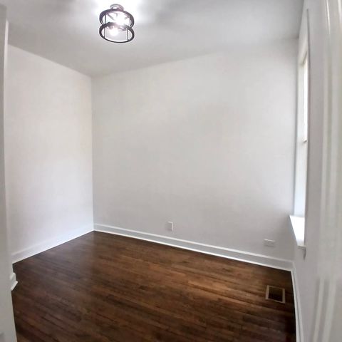 4058 W Hirsch Street 1, Chicago, IL 60651
