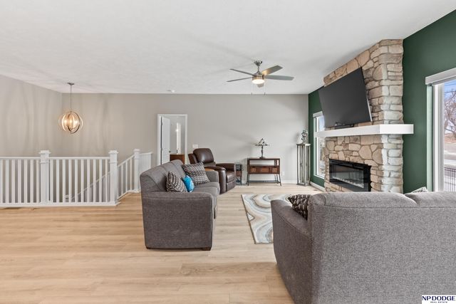 10452 S 113th Street, Papillion, NE 68046