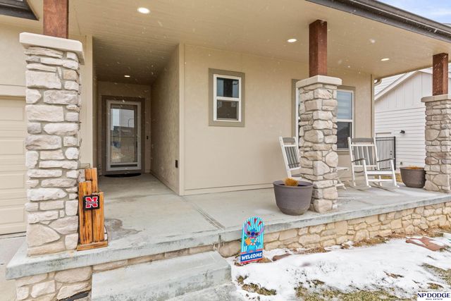 10452 S 113th Street, Papillion, NE 68046