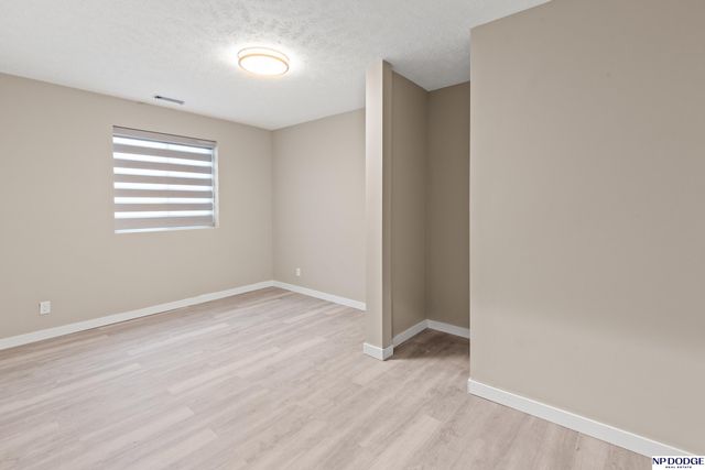 10452 S 113th Street, Papillion, NE 68046