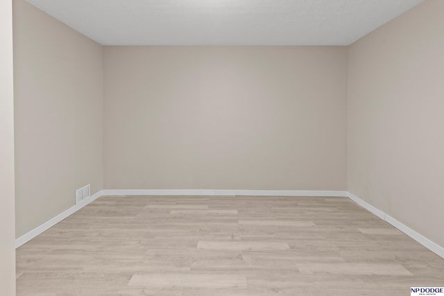 10452 S 113th Street, Papillion, NE 68046