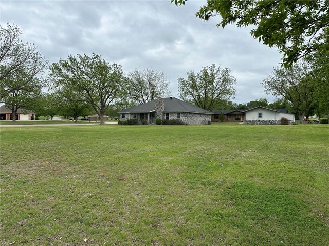 101 Player, Comanche, TX 76442