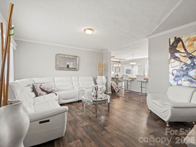 1796 Pilot Mountain Road, Hendersonville, NC 28792