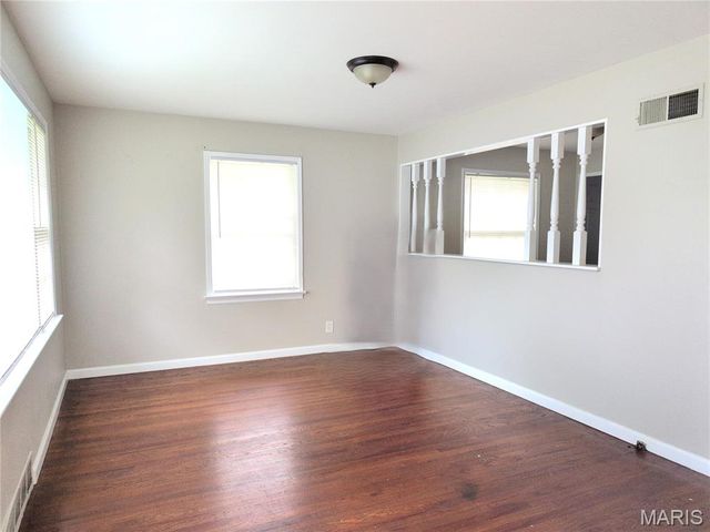 10135 Jepson Drive, Bellefontaine Nghbrs, MO 63137