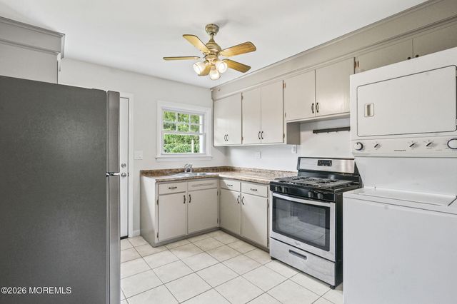 1122 Pine Bluff Avenue, Point Pleasant, NJ 08742