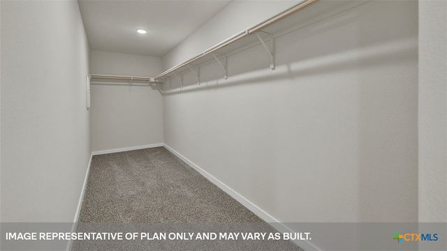 390 BARRON ESTATE Drive, Lockhart, TX 78644