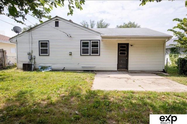 4401 N 53rd Street, Omaha, NE 68104