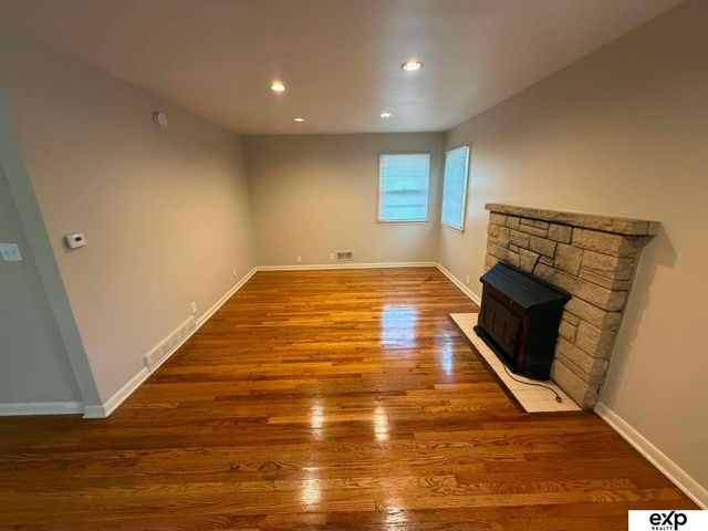 4401 N 53rd Street, Omaha, NE 68104