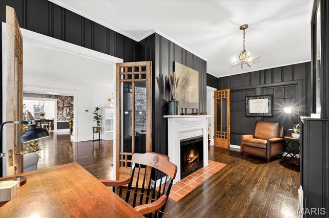 443 Sherwood Drive, Webster Groves, MO 63119