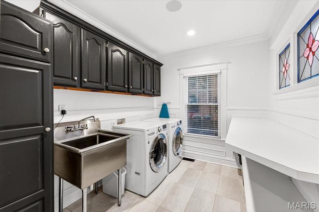 443 Sherwood Drive, Webster Groves, MO 63119