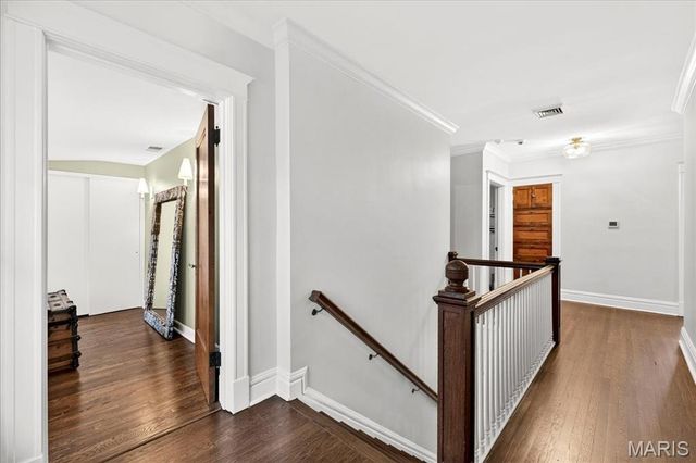 443 Sherwood Drive, Webster Groves, MO 63119