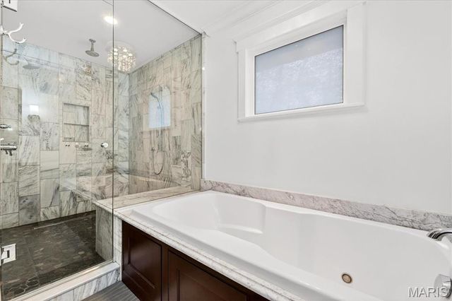 443 Sherwood Drive, Webster Groves, MO 63119