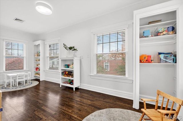 443 Sherwood Drive, Webster Groves, MO 63119