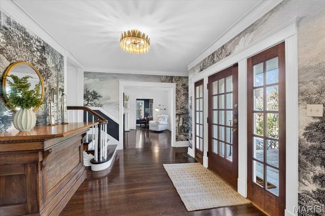 443 Sherwood Drive, Webster Groves, MO 63119