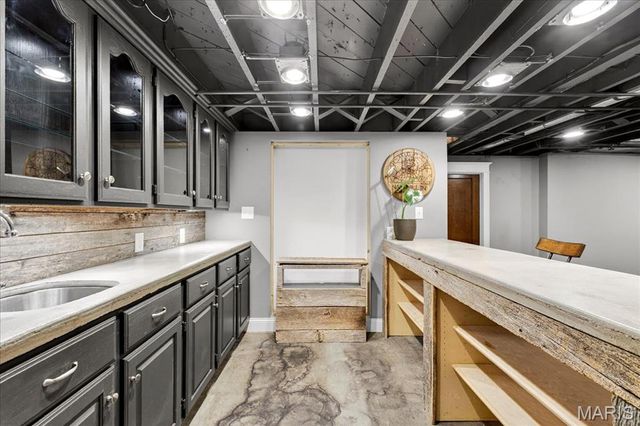 443 Sherwood Drive, Webster Groves, MO 63119