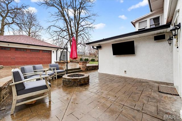 443 Sherwood Drive, Webster Groves, MO 63119