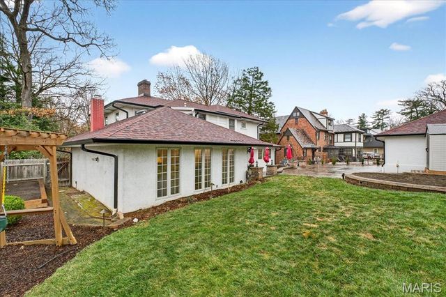 443 Sherwood Drive, Webster Groves, MO 63119