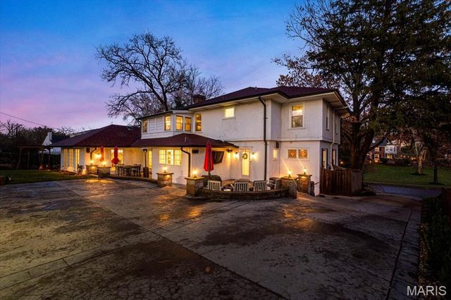 443 Sherwood Drive, Webster Groves, MO 63119