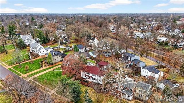 443 Sherwood Drive, Webster Groves, MO 63119