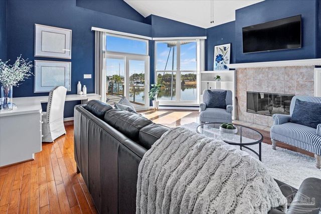 1280 Mahogany Mill Rd, Pensacola, FL 32507