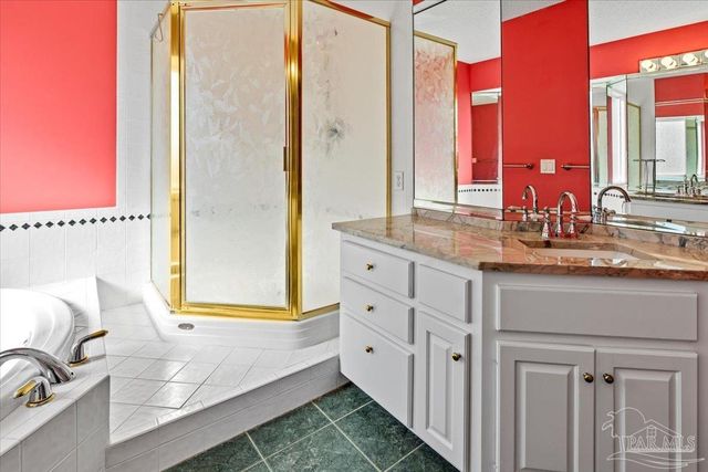 1280 Mahogany Mill Rd, Pensacola, FL 32507