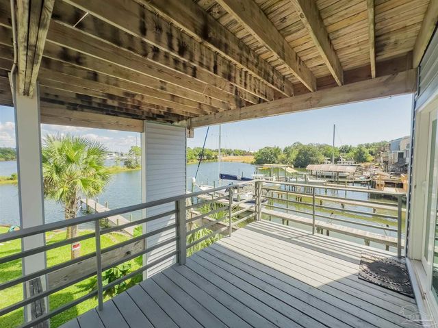 1280 Mahogany Mill Rd, Pensacola, FL 32507
