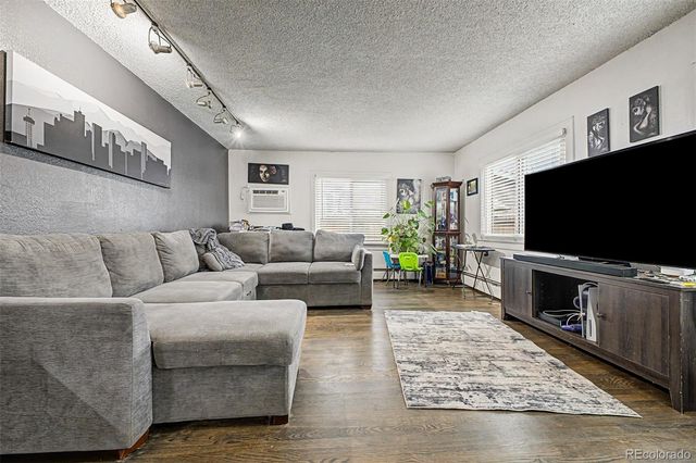 1565 Sheridan Boulevard, Lakewood, CO 80214