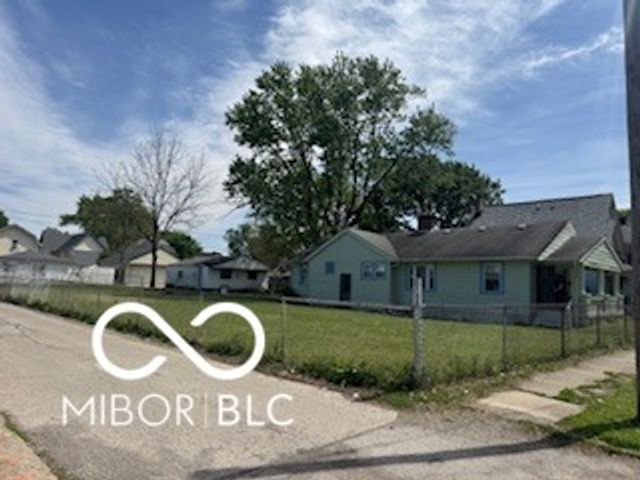 1221 W Lee Street, Indianapolis, IN 46221