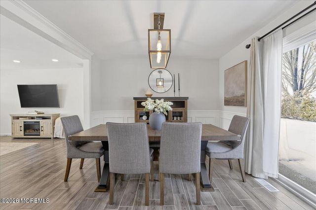 21 Throop Avenue, Monroe, NJ 08831