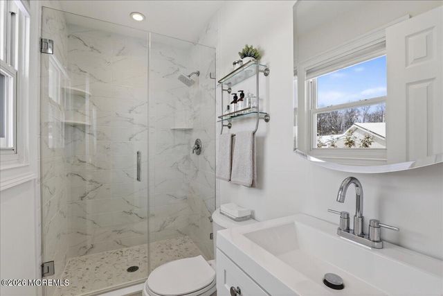 21 Throop Avenue, Monroe, NJ 08831